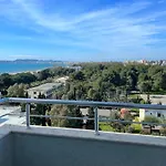 Lunasol Seaside Aparthotel 3*