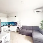 Aparthotel Lunasol Seaside