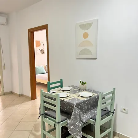 Aparthotel Lunasol Seaside