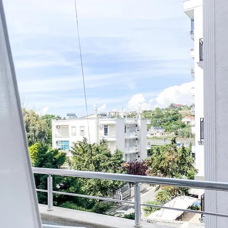 Aparthotel Lunasol Seaside Durres