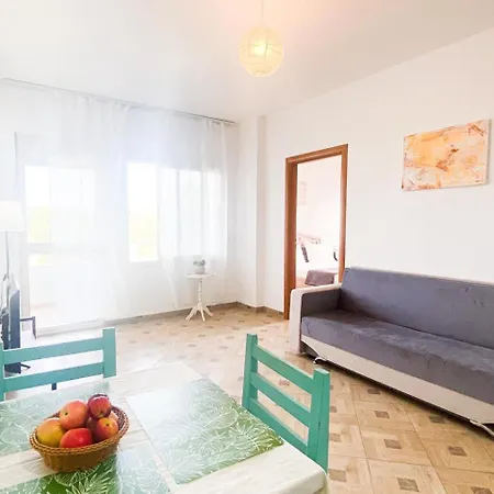 Апарт-отель Lunasol Seaside Дуррес