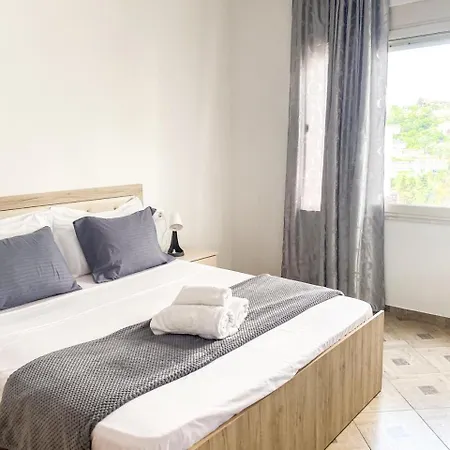 Lunasol Seaside Апарт-отель Дуррес