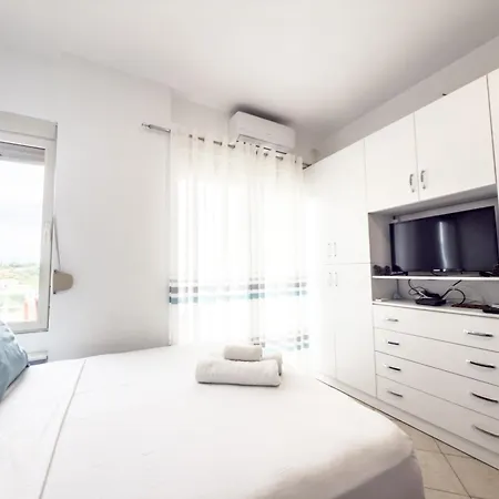 Lunasol Seaside Апарт-отель