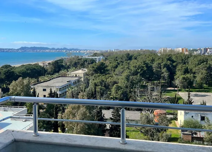 Lunasol Seaside 公寓式酒店 3*