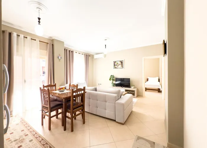 Lunasol Seaside 公寓式酒店 3*